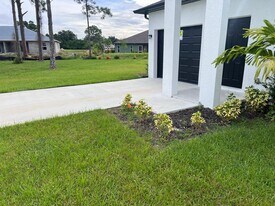 4723 Golfview Ct in Lehigh Acres, FL - Building Photo