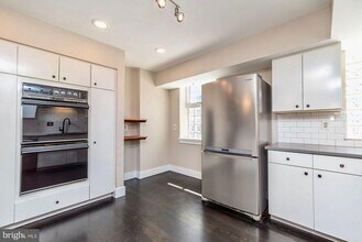 114-18 Naudain St in Philadelphia, PA - Building Photo - Building Photo