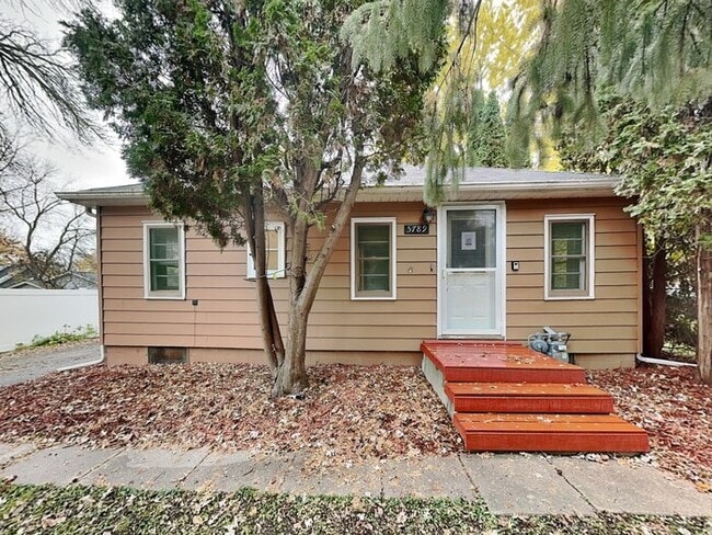 property at 5789 Sunset Rd