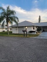 341 Richland Rd in Lehigh Acres, FL - Building Photo
