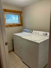 108 E Albany St in Oswego, NY - Building Photo - Building Photo