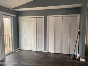 12982 E Orell Rd in Louisville, KY - Building Photo - Building Photo