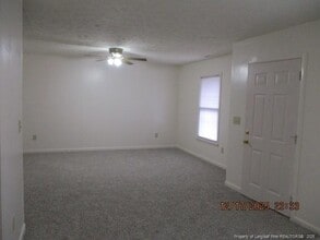 1954 Glenwick Dr in Fayetteville, NC - Building Photo - Building Photo