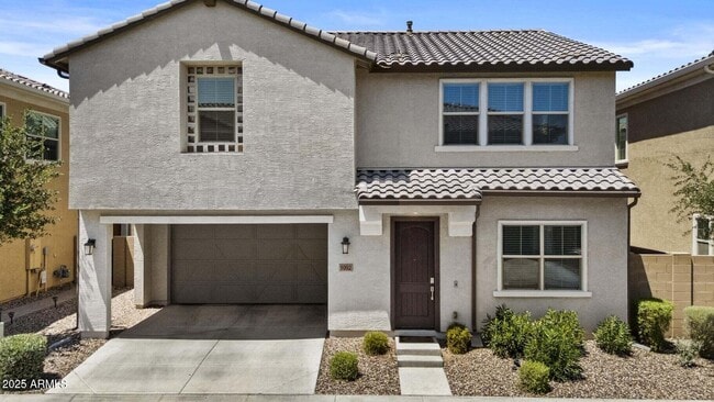 property at 1092 E Newland Dr