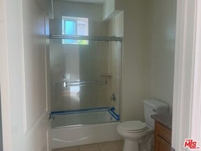 1412 S Sherbourne Dr-Unit -102 in Los Angeles, CA - Building Photo - Building Photo