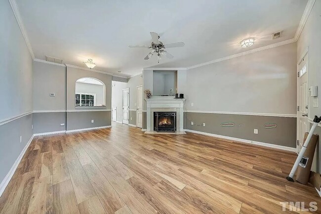 4212 Brenmar Ln in Durham, NC - Foto de edificio - Building Photo