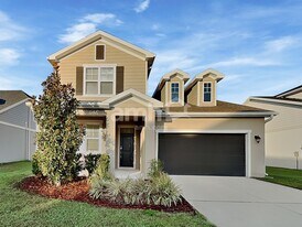 524 Pine Terrace Dr in Ruskin, FL - Building Photo