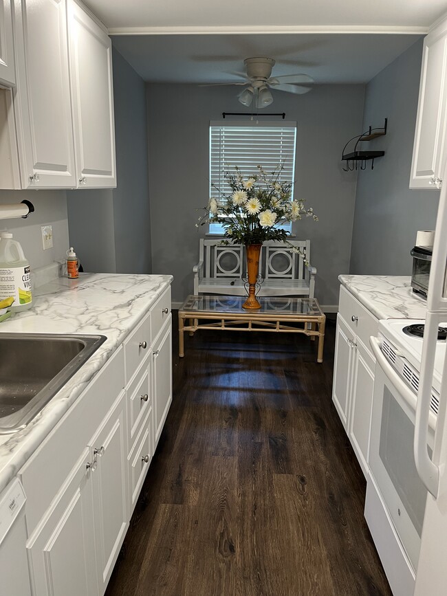 property at 935 Kirts Blvd