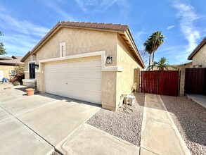 371 N Bell Pl in Chandler, AZ - Building Photo - Building Photo