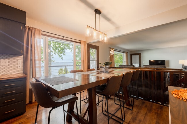 6806 Sunset Strip NW in Alexandria, MN - Building Photo - Building Photo