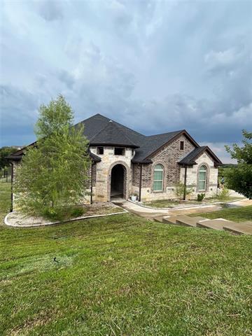 431 Golden Pond Dr in Cedar Hill, TX - Building Photo