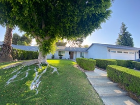 266 N Rock River Dr in Diamond Bar, CA - Building Photo