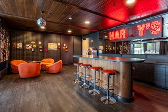The Hallon in Hopkins, MN - Building Photo - Interior Photo
