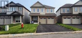 52 Cottonwood Cres in Welland, ON - Building Photo
