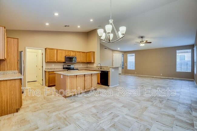 2573 E Detroit Pl in Chandler, AZ - Building Photo - Building Photo