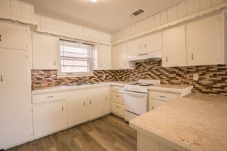 2308 62nd St in Lubbock, TX - Building Photo - Building Photo