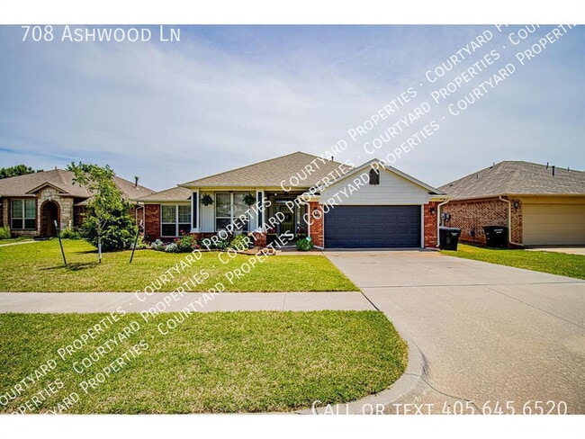 708 Ashwood Ln in Moore, OK - Building Photo - Building Photo