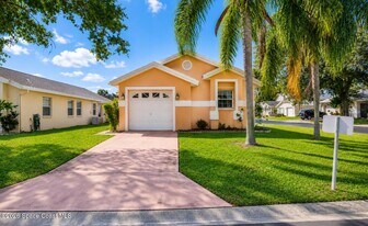 1196 Goldenrod Cir NE in Palm Bay, FL - Building Photo