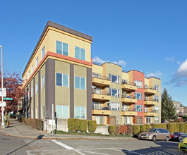 Northbridge Apartments in Seattle, WA - Building Photo - Building Photo