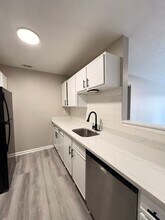 7945 Kingsmead Way in Lawrence, IN - Building Photo - Building Photo