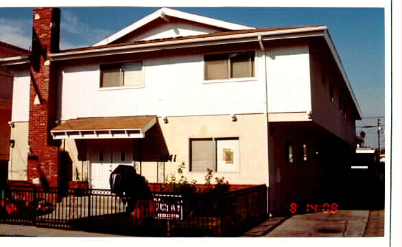 4441 W 134th St in Hawthorne, CA - Building Photo - Building Photo