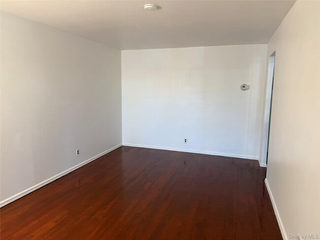 63-20A Pleasantview St in Queens, NY - Building Photo - Building Photo