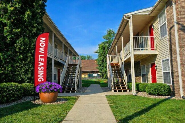 Auburn Place Town And Garden Homes