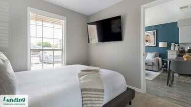 6000 Randolph Blvd in San Antonio, TX - Building Photo - Building Photo