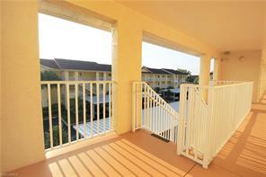 8297 Key Royal Ln-Unit -332 in Naples, FL - Foto de edificio - Building Photo