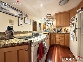 34 Brentwood St, Unit 12 in Boston, MA - Building Photo