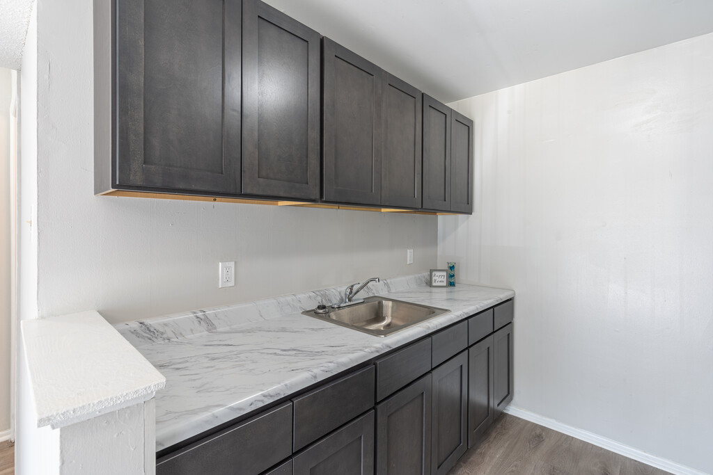 Waterside Village Apartments in Pennsville, NJ