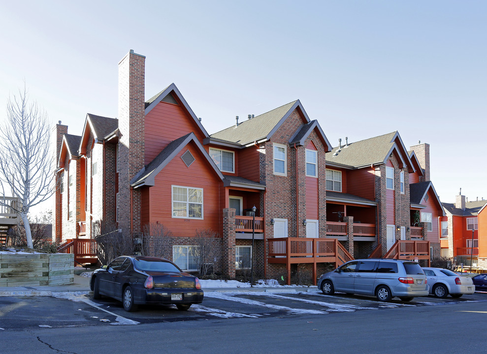 Ivy Hill Townhomes in Aurora, CO - Building Photo