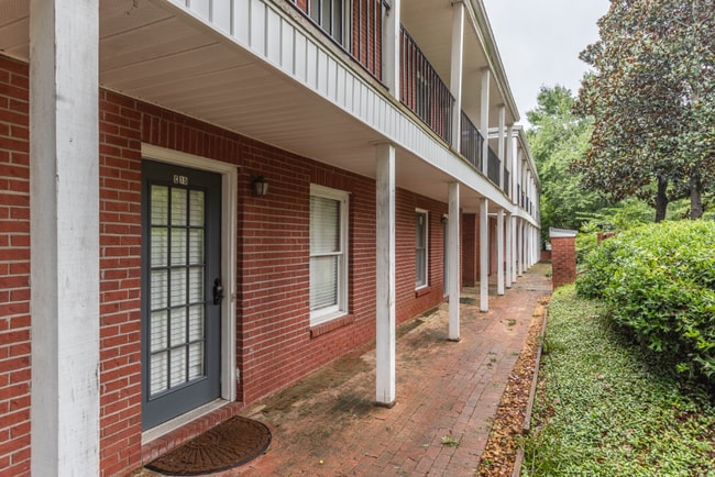 510 E Gillespie St, Unit C15 in Starkville, MS - Building Photo - Building Photo