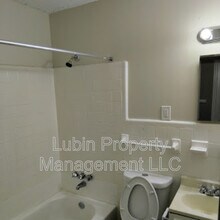 2879 Overton Crossing St in Memphis, TN - Building Photo - Building Photo