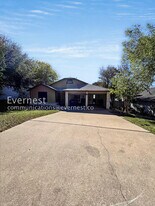 915 Pyegrave Pl in Austin, TX - Building Photo