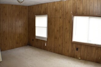 3230 Oakland Rd in Dover, PA - Building Photo - Building Photo