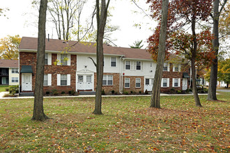 Barclay Village Apartments in Trenton, NJ - Foto de edificio - Building Photo