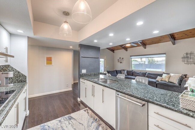 property at 2070 Irwin Cir