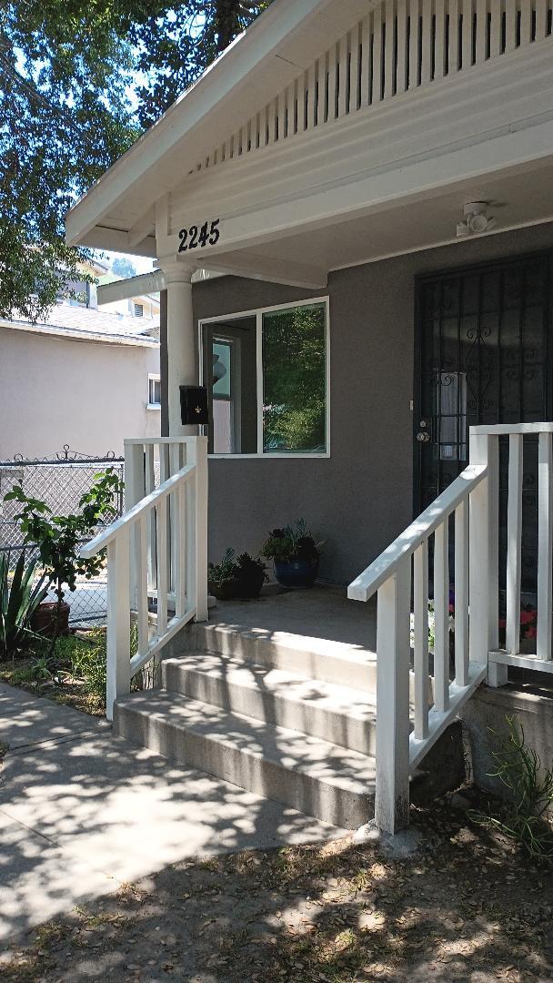 2245 Meadowvale Ave in Los Angeles, CA - Building Photo - Building Photo