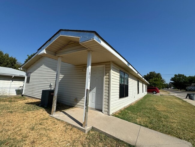 property at 1801 SW C Ave