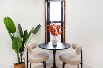 515 W 48th St in New York, NY - Building Photo - Building Photo