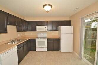 4071 Dogwood Ct in Franklin, IN - Building Photo - Building Photo