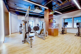 301 E 94th St in New York, NY - Building Photo - Building Photo