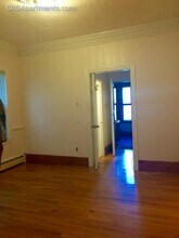 24 Hardwick St, Unit 1T in Cambridge, MA - Building Photo - Building Photo