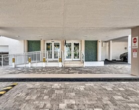 1500 S Ocean Dr in Hollywood, FL - Building Photo - Building Photo