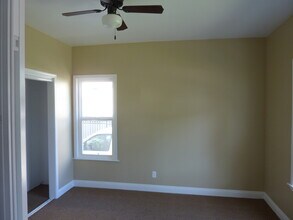 1155 W 36th St in Los Angeles, CA - Building Photo - Building Photo