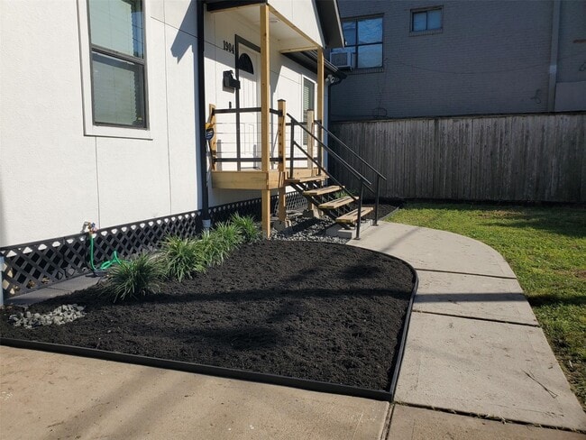 1904 Davis St in Houston, TX - Building Photo - Building Photo