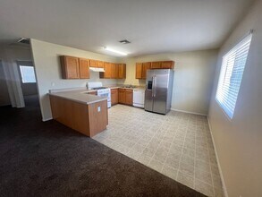 6672 Palo Verde Ave in Twentynine Palms, CA - Building Photo - Building Photo