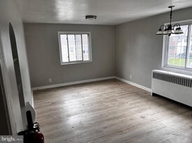 4631 State Rd in Drexel Hill, PA - Building Photo