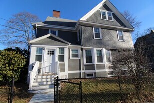 30 Holton St in Boston, MA - Building Photo